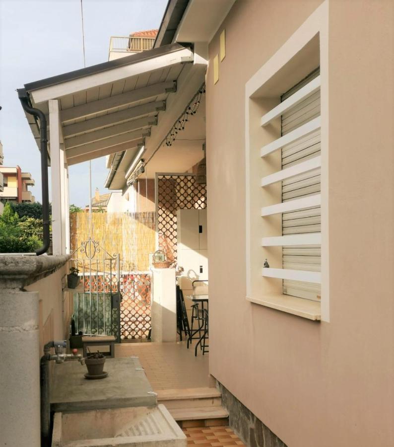 Casa Giulia A 500 Mt Dal Mare Villa Montesilvano Marina Екстериор снимка